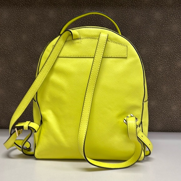 SOLD🔥🔥🔥NEW Michael Kors Jessa Medium Leather Backpack - Picture 4 of 13